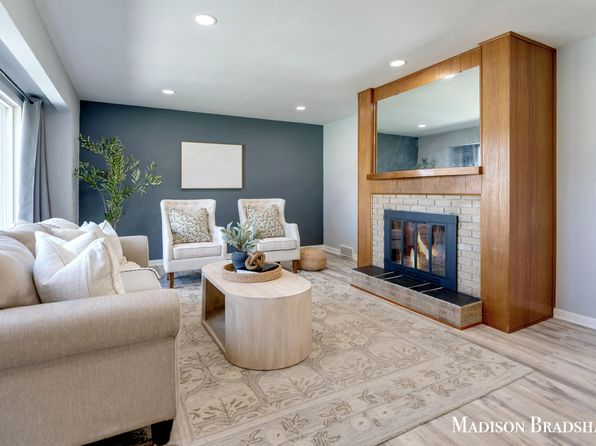 2720 Kenowa Ave NW, Grand Rapids, MI 49534