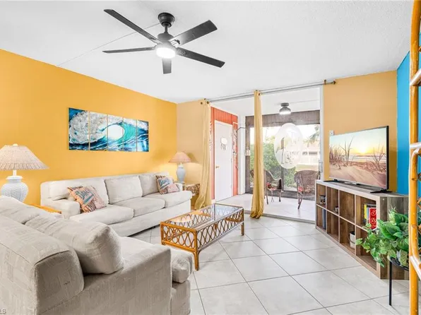 5959 Winkler RD #114, FORT MYERS, FL 33919