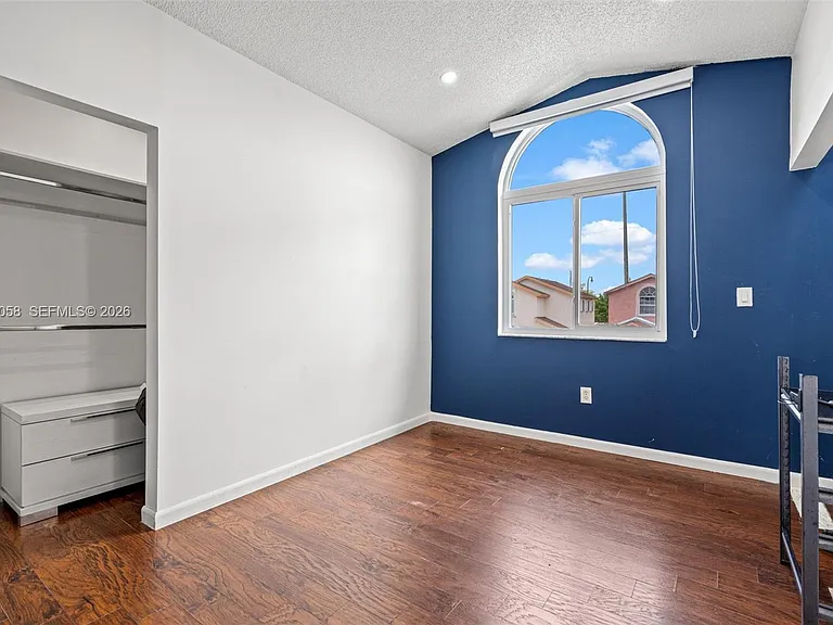 13990 SW 160th Ter — Photo 20