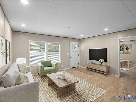 3rd image of 192 Pond Dr