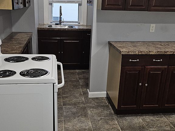 2nd image of 101 Rosemont Ave Floor 3