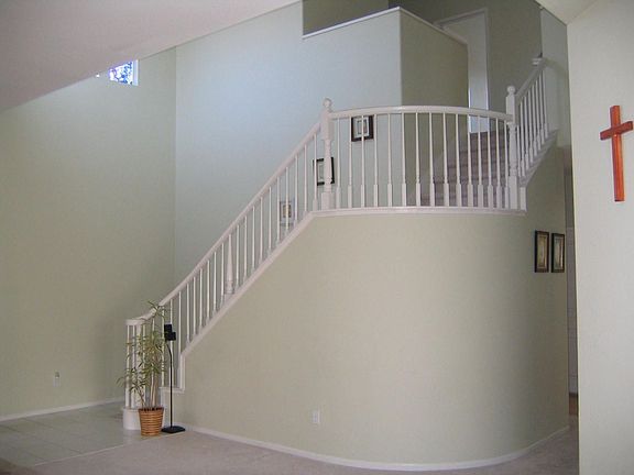 4th image of 768 Dry Creek Dr