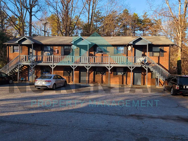 2401 Markwood Ln #A — Photo 1