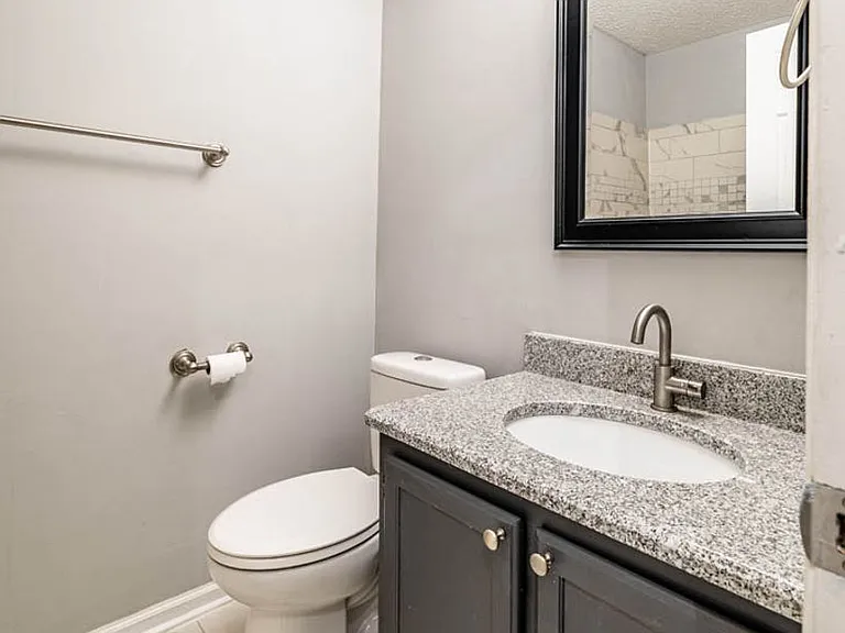 1320 Park Glen Dr #304 — Photo 13