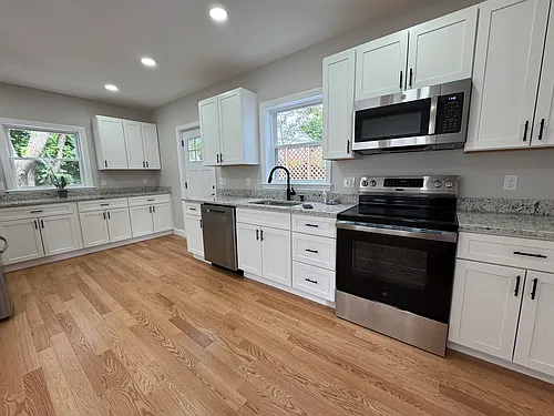 36 Gould St Photo 1
