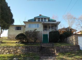 815 Walnut Rd, Charleston, WV 25314