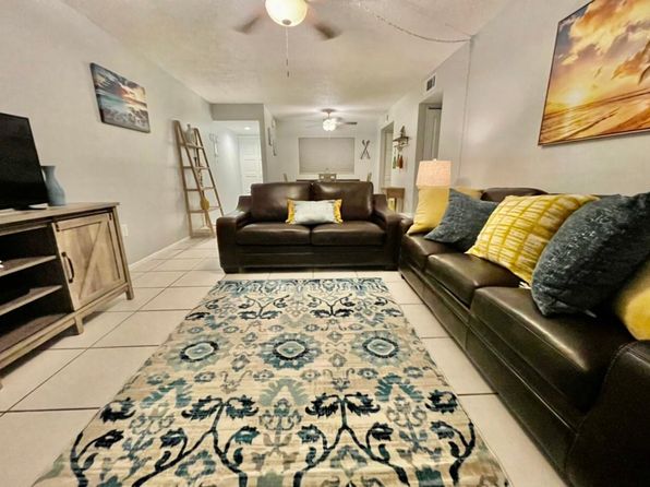 6703 Midnight Pass Rd APT 108