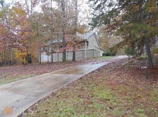 403 Shore Crest Dr, Martin, GA 30557