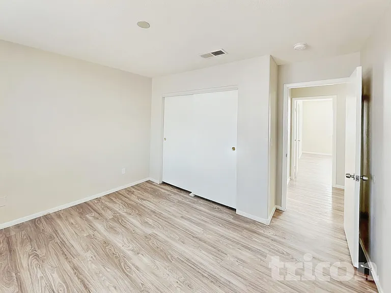 5044 Vista Del Rancho Way — Photo 12