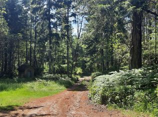 5033 SW Paradise Ln, Pt Orchard, WA 98367
