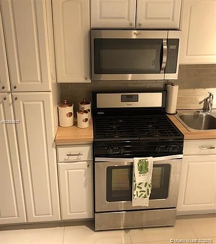 2nd image of 4250 SW 67th Ave APT 21