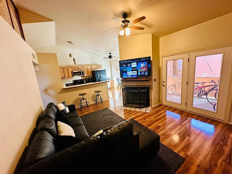 1691 W Midvale Village Dr — Photo 20