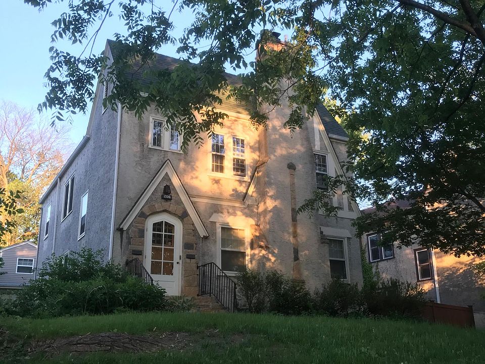 1st image of 206 Cleveland Ave S #1
