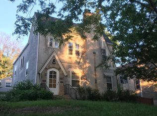 206 Cleveland Ave S #1, Saint Paul, MN 55105