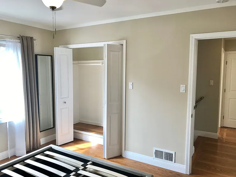 730 Myra Way — Photo 19
