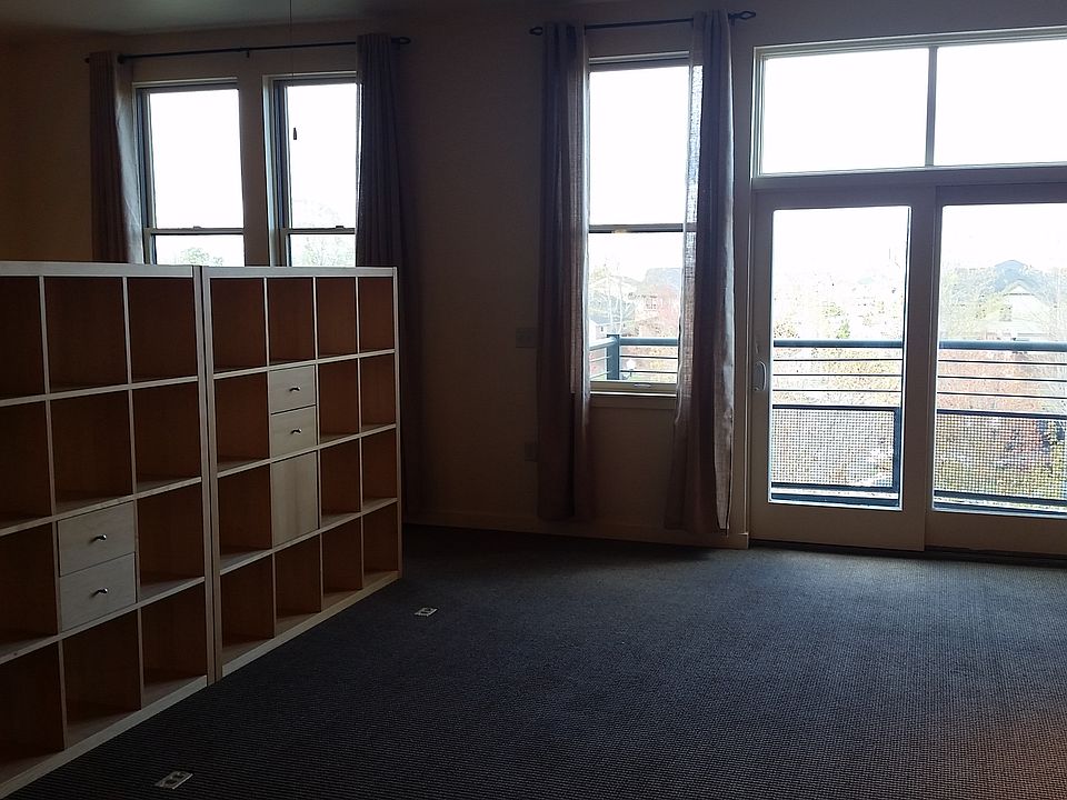 1st image of 1425 NE 61st Ave APT 302