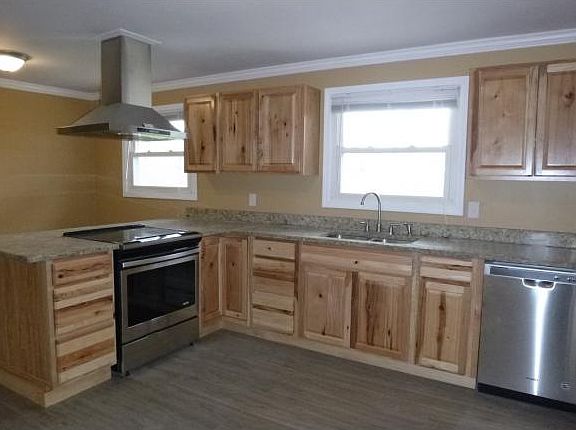 3rd image of 927 Morison Ave