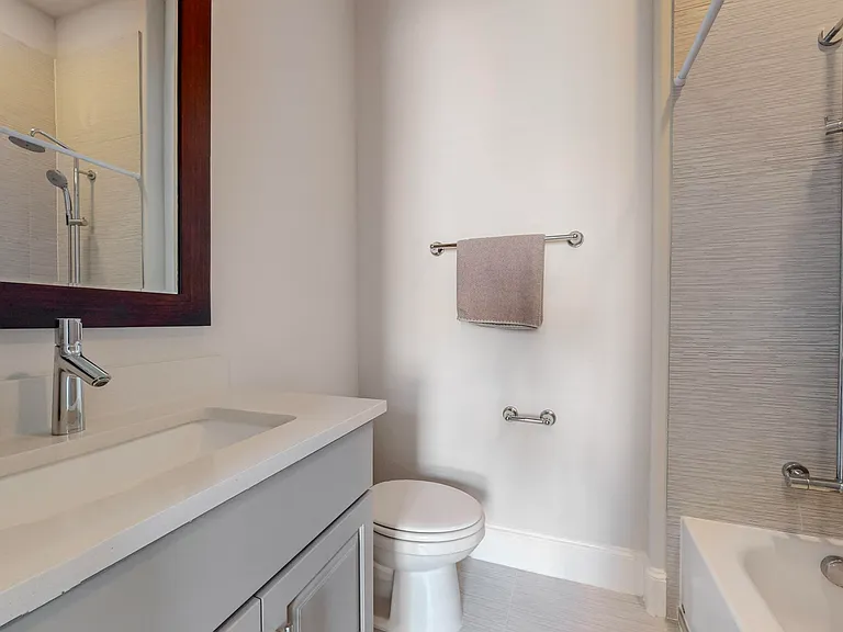 638 Dalton Ln #802 — Photo 16
