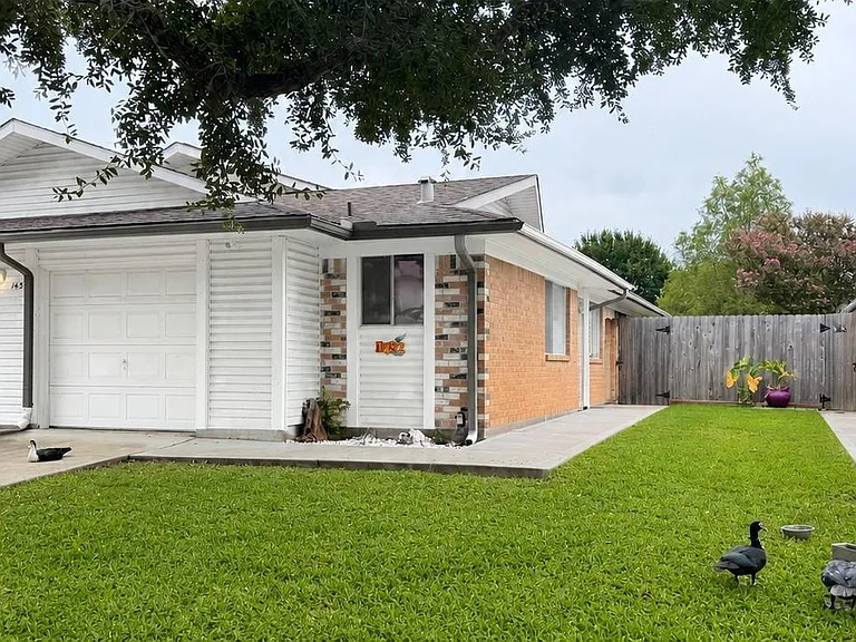 1432 Ramada Dr — Photo 1