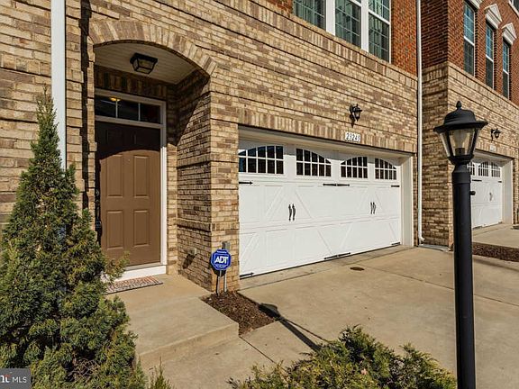 3rd image of 23245 Tradewind Dr