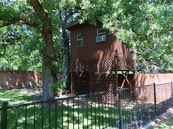 4th image of 1205 Oakwood Trl