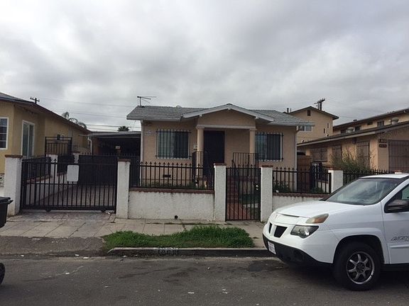 4th image of 4068 47th St