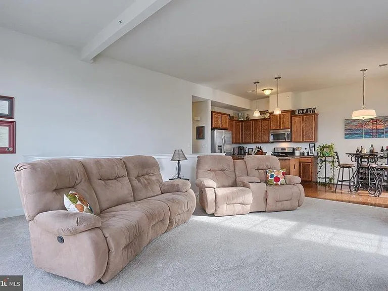 726 Whitetail Dr — Photo 4