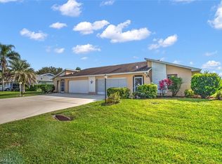 19930 Lake Vista Cir, Lehigh Acres, FL 33936