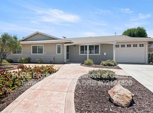 26331 Foxgrove Rd, Sun City, CA 92586