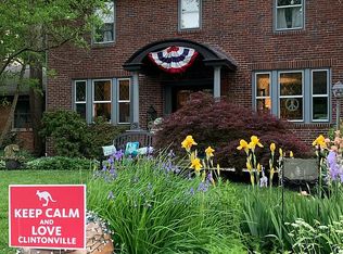 67 W Cooke Rd, Columbus, OH 43214