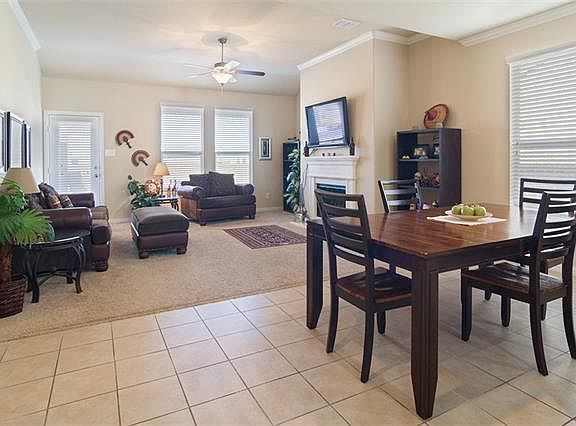 4th image of 5913 Valley Haven Way