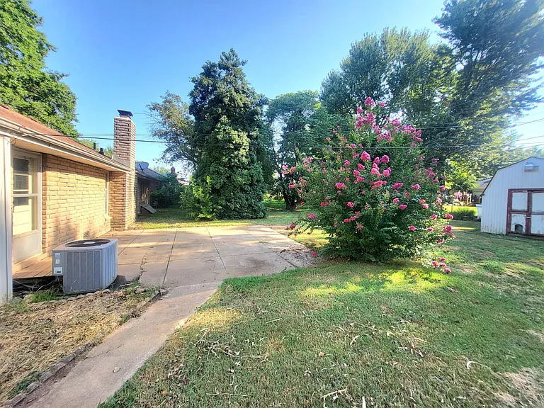 3232 S Roanoke Ave — Photo 15