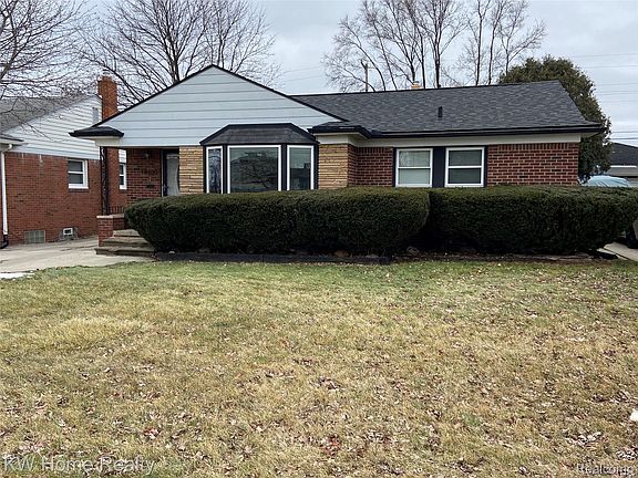 2nd image of 18100 Holland Ave