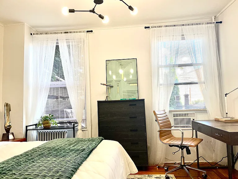 712 Leonard St #1 — Photo 22