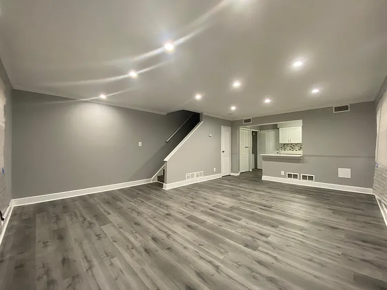 2301 Houston St — Photo 10