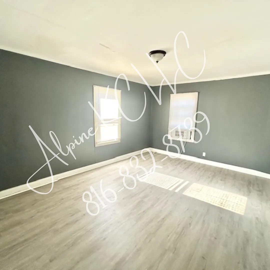 2 bed, 759 sqft, $950 — Photo 2