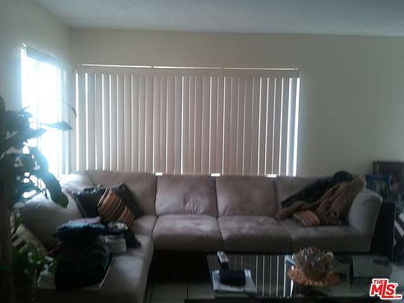 4th image of 21821 Dolores St