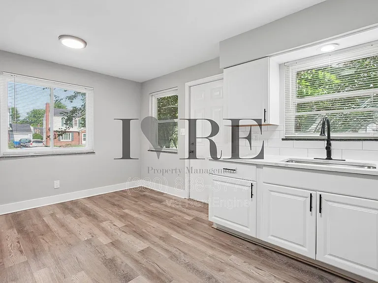 316A South Blvd — Photo 18