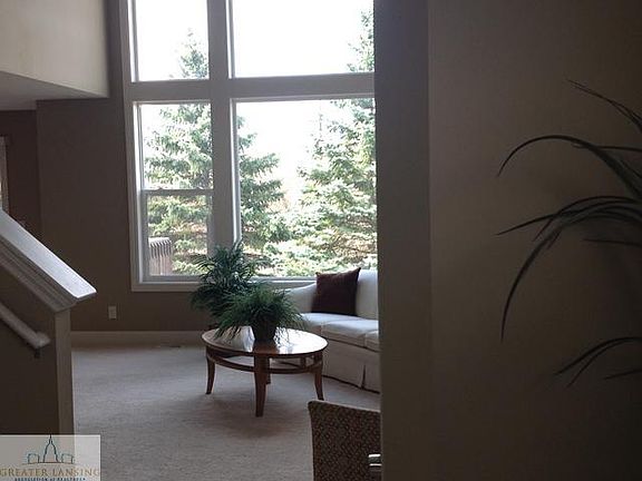 3rd image of 2364 Fieldstone Dr #27