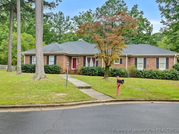 3929 Sarasota Dr, Fayetteville, NC 28311