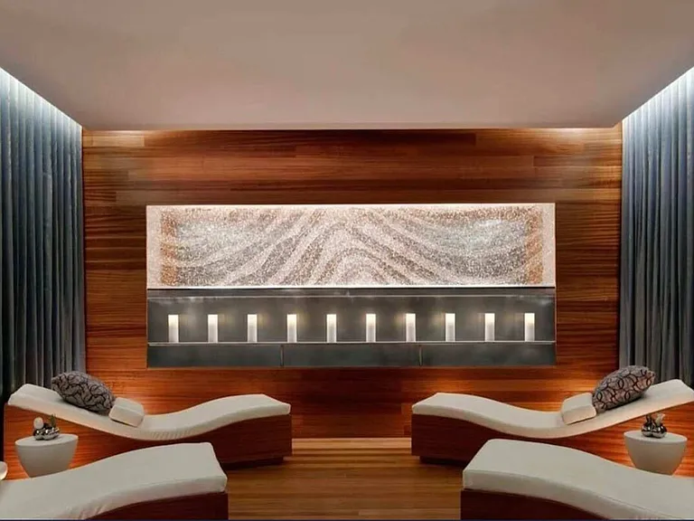 Building's Lounge