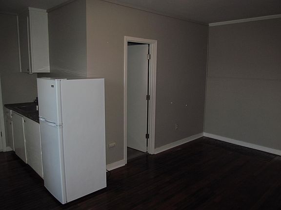 5th image of 125 W Main St Unit 12