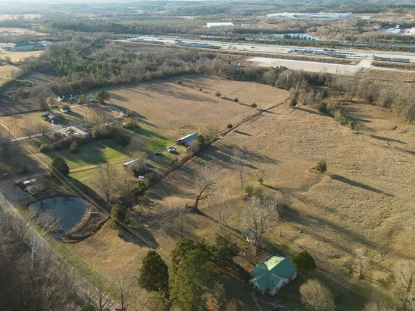 6089 Eastern Valley Rd #1, Mc Calla, AL 35111