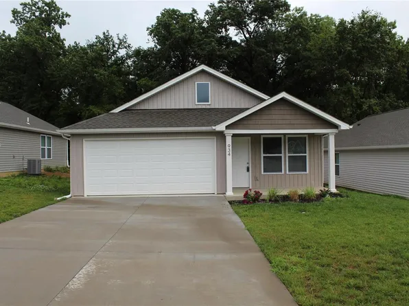 934 Osage Villa Ct, Villa Ridge, MO 63089
