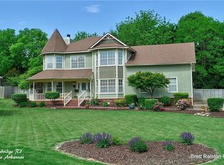 1841 N Cambridge Rd, Fayetteville, AR 72701