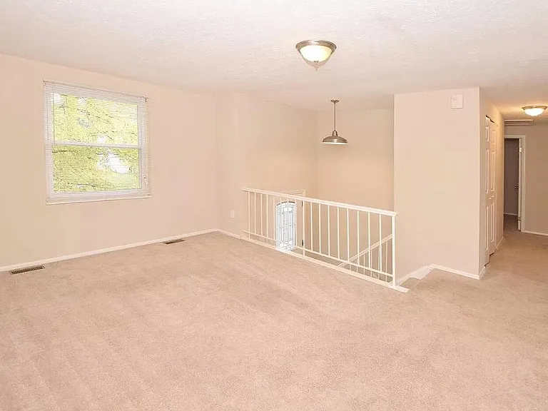 11716 Elkwood Dr — Photo 5