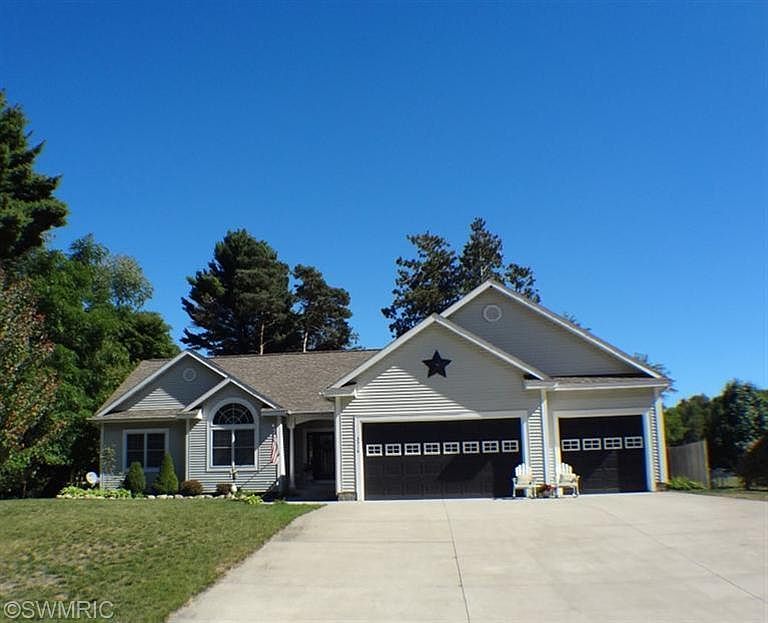 1st image of 3516 Whispering Woods Dr