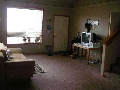 3rd image of 14034 SW Northview Dr