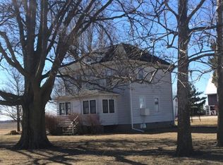 32384 Indian Trail, Wilmington, IL 60481