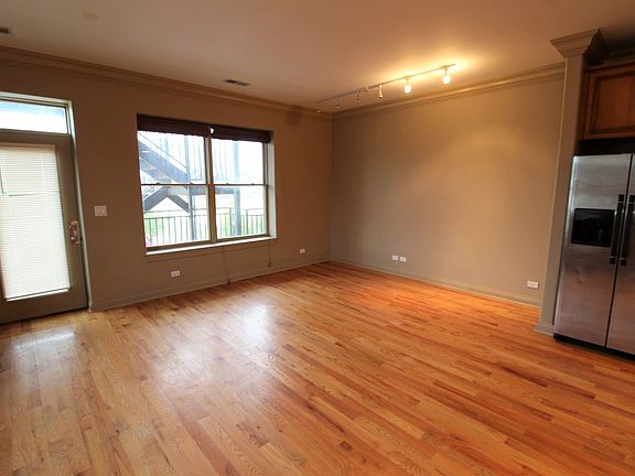 2nd image of 4624 W Schubert Ave #2